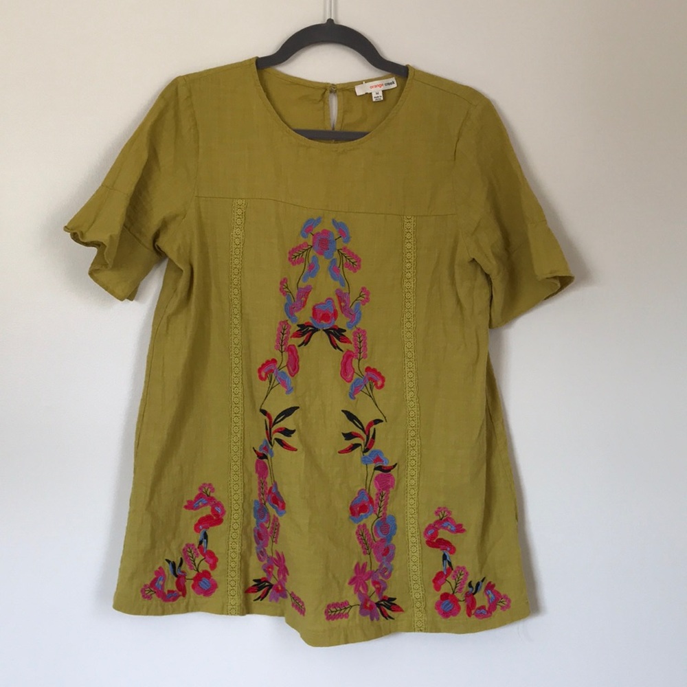 Chartreuse embroidered Tunic Size M